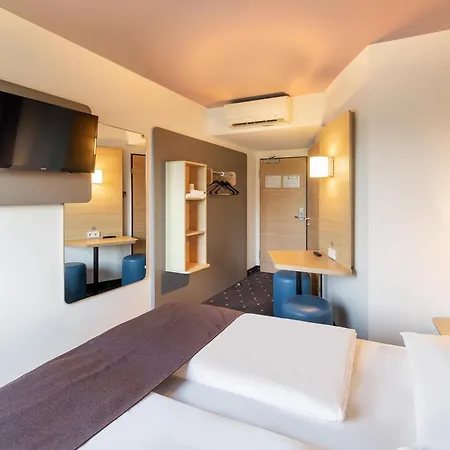 B&B Hotel Duesseldorf-Airport Exterior photo
